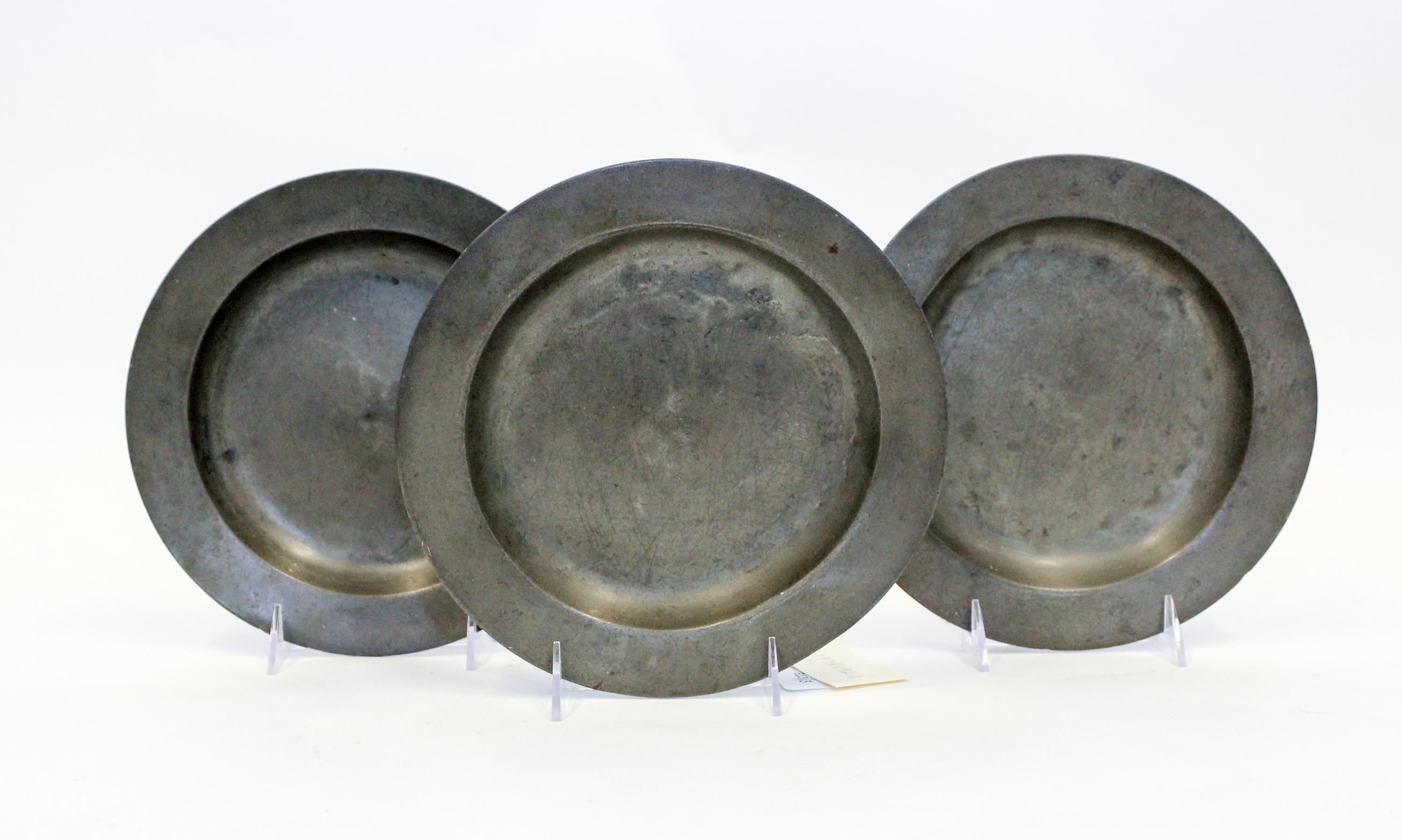 Three English Pewter Plates Diameter 9 1/4 inches. — 19TH CENTURY