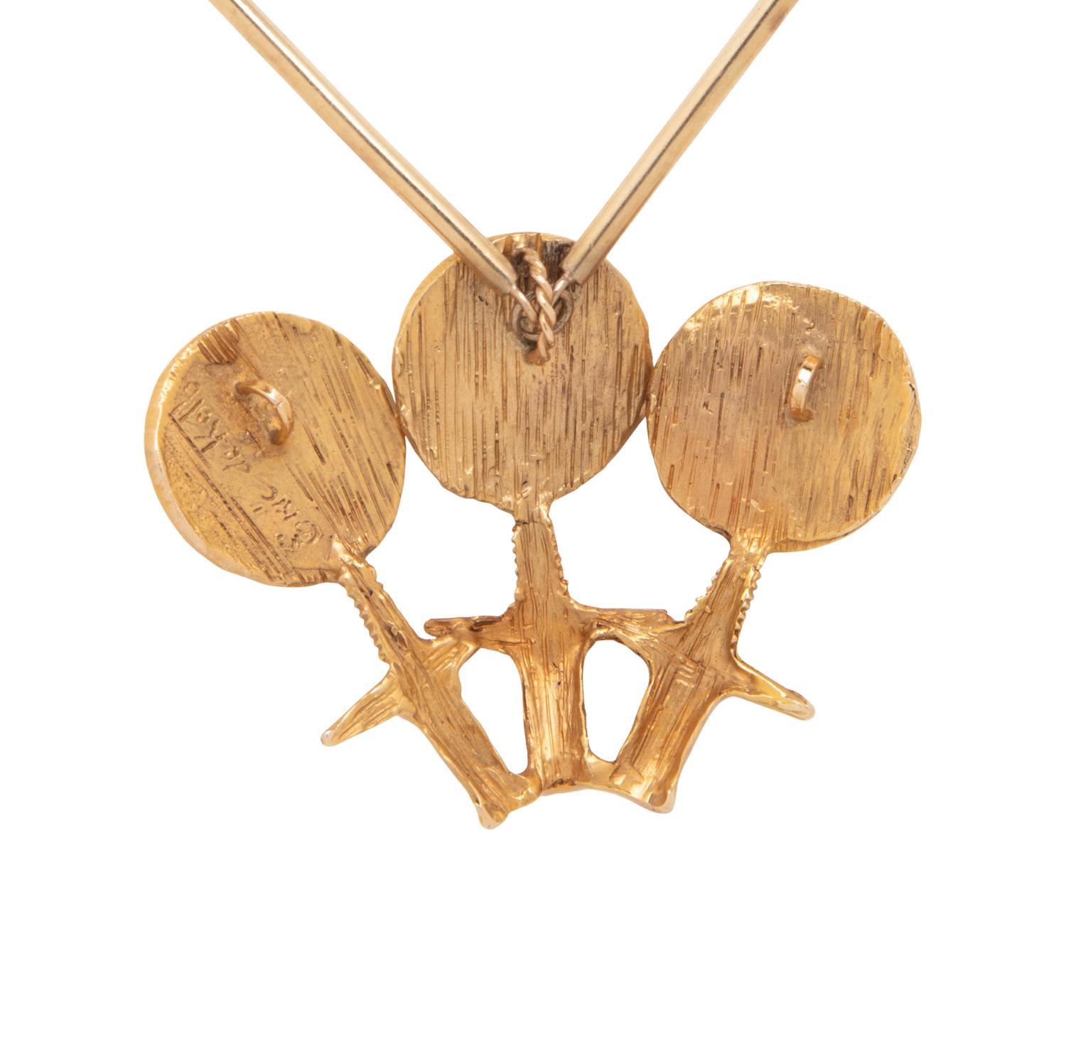ERIC DE KOLB, YELLOW GOLD PENDANT NECKLACE