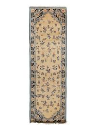 A Peking Wool Runner