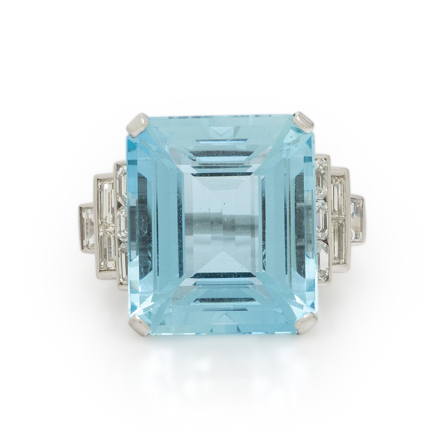 AQUAMARINE, DIAMOND, AND PLATINUM RING