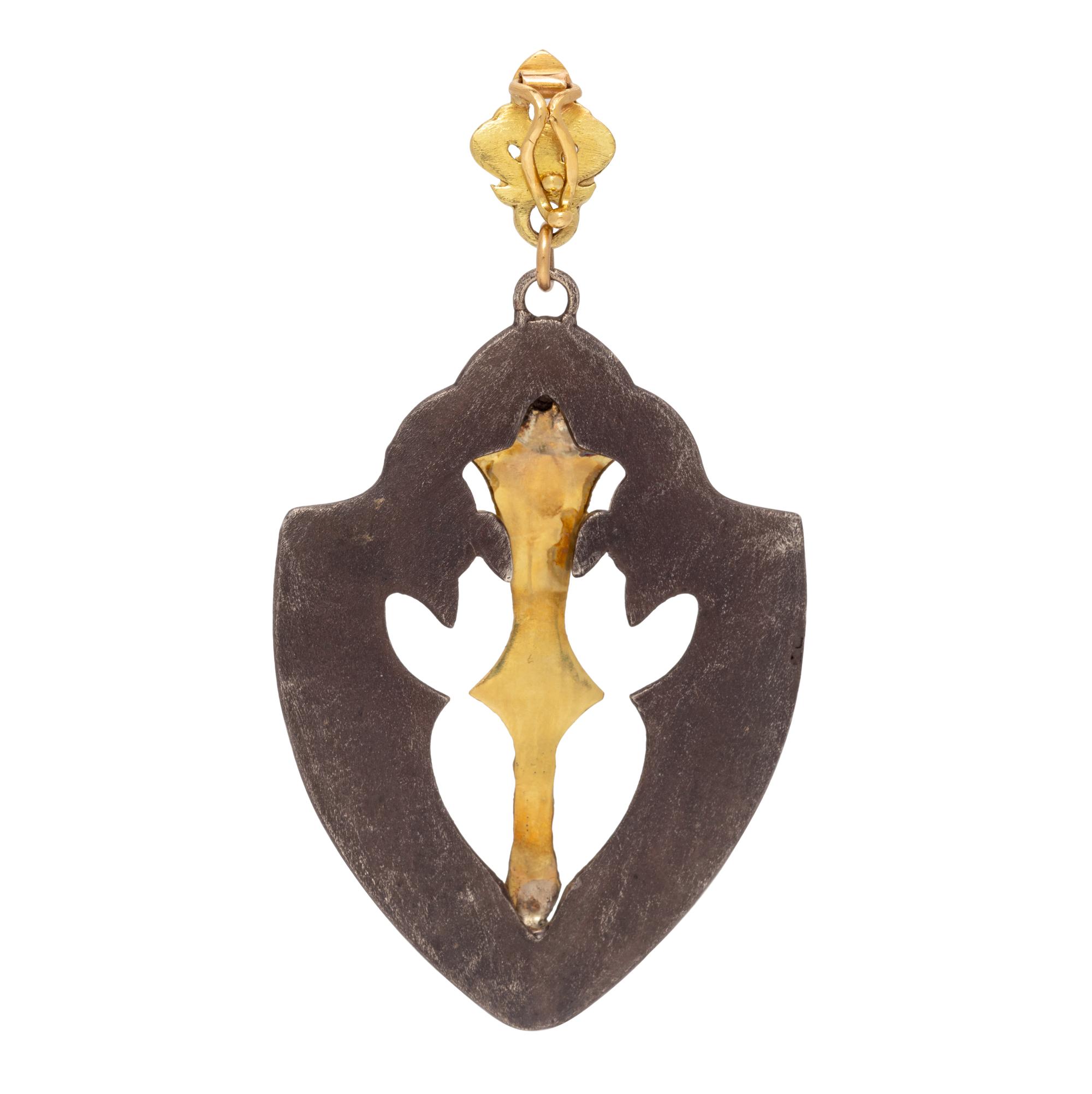 DIAMOND AND MULTIGEM PENDANT
