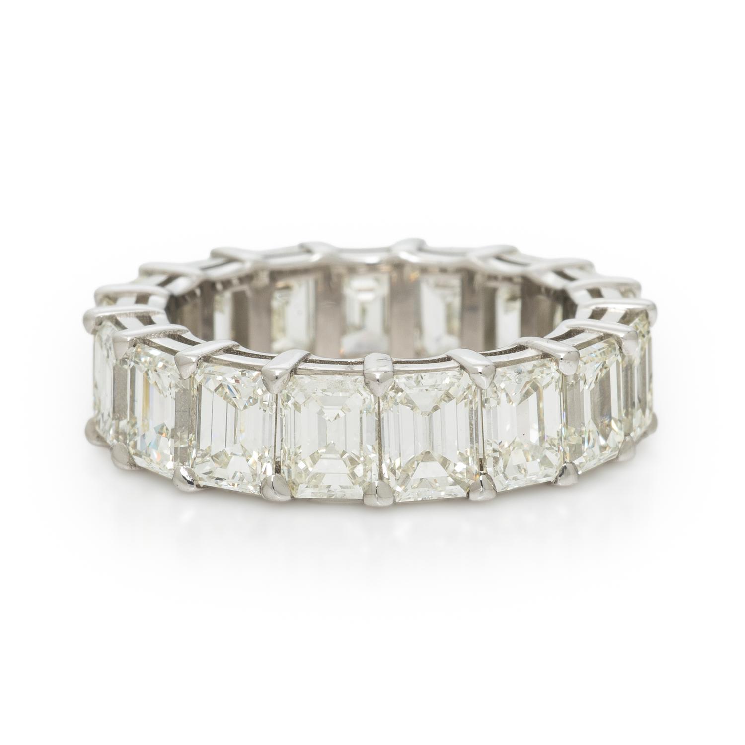 DIAMOND AND PLATINUM ETERNITY RING