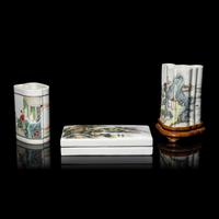 Three Chinese Famille Rose Porcelain Scholar's Objects, 20th Century — 近代 粉彩山水人物圖筆筒二及帶蓋硯台一