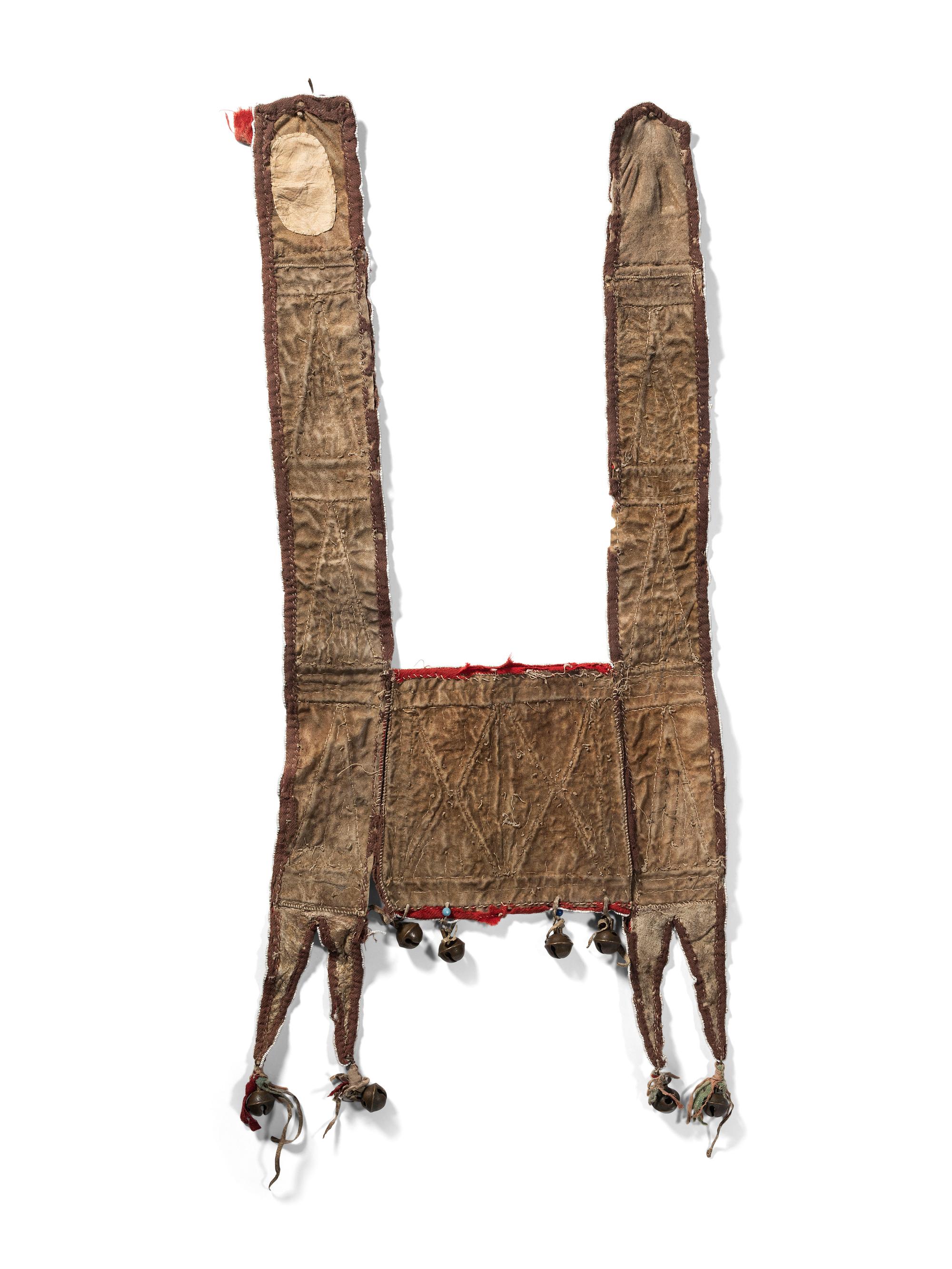 Apsáalooke [Crow] Beaded Hide Martingale