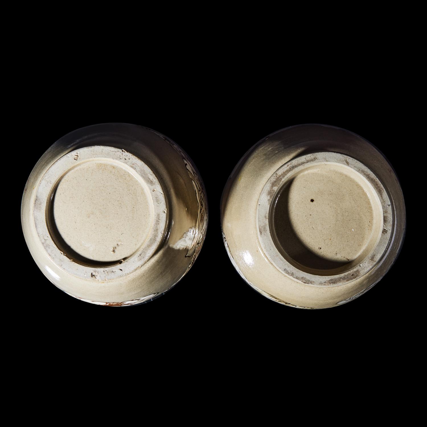 A Pair of Japanese Studio Ceramic Vases, Meiji Period