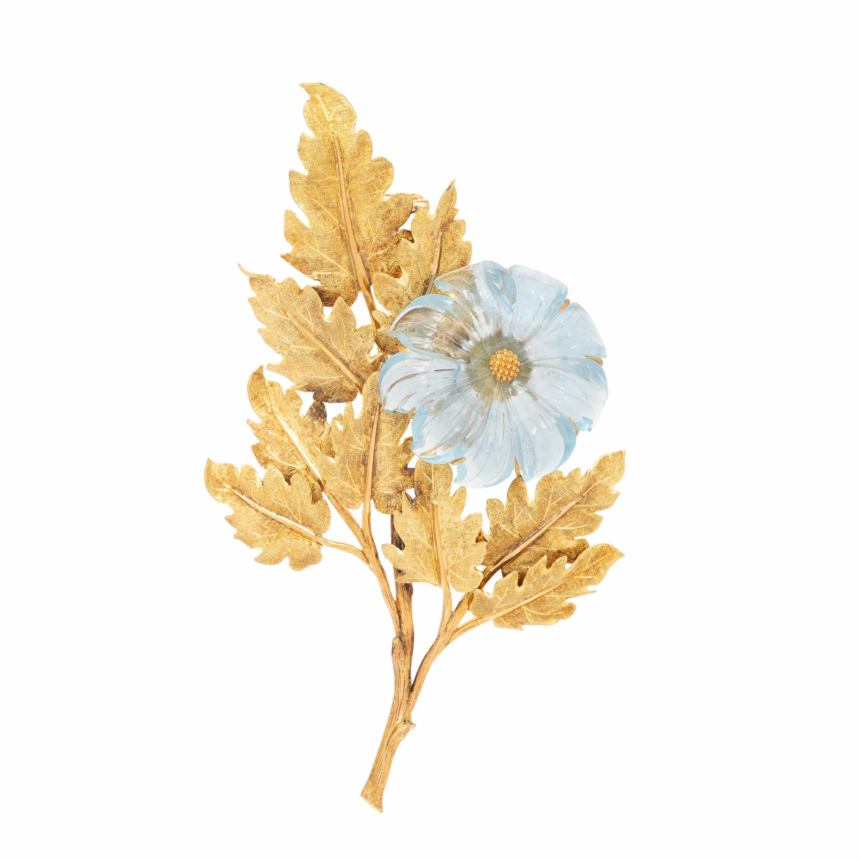 M. Buccellati, Carved Aquamarine and Yellow Gold Flower Brooch