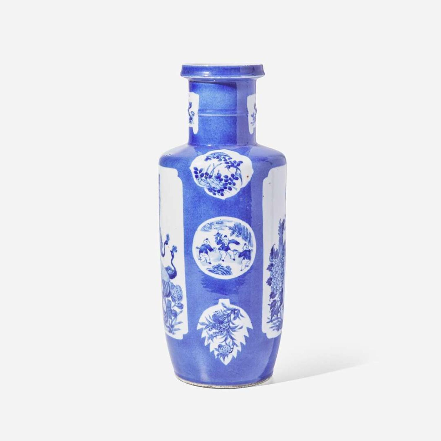 A Chinese blue and white rouleau vase 青花棒槌瓶 Late 19th/early 20th century ???????????
