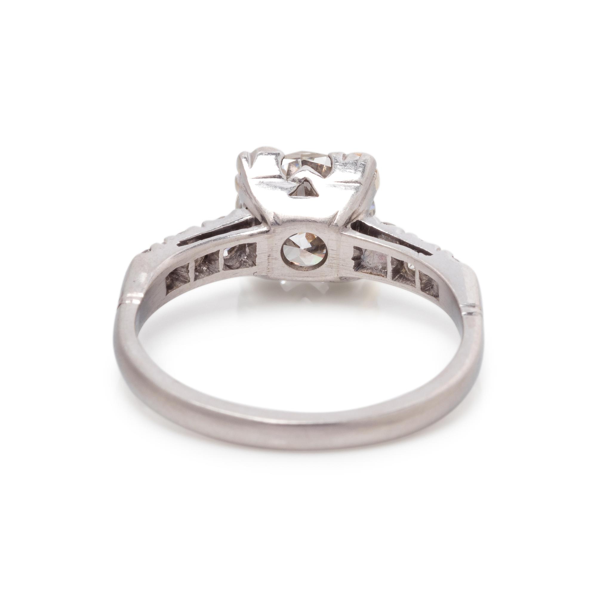 ANTIQUE, DIAMOND RING