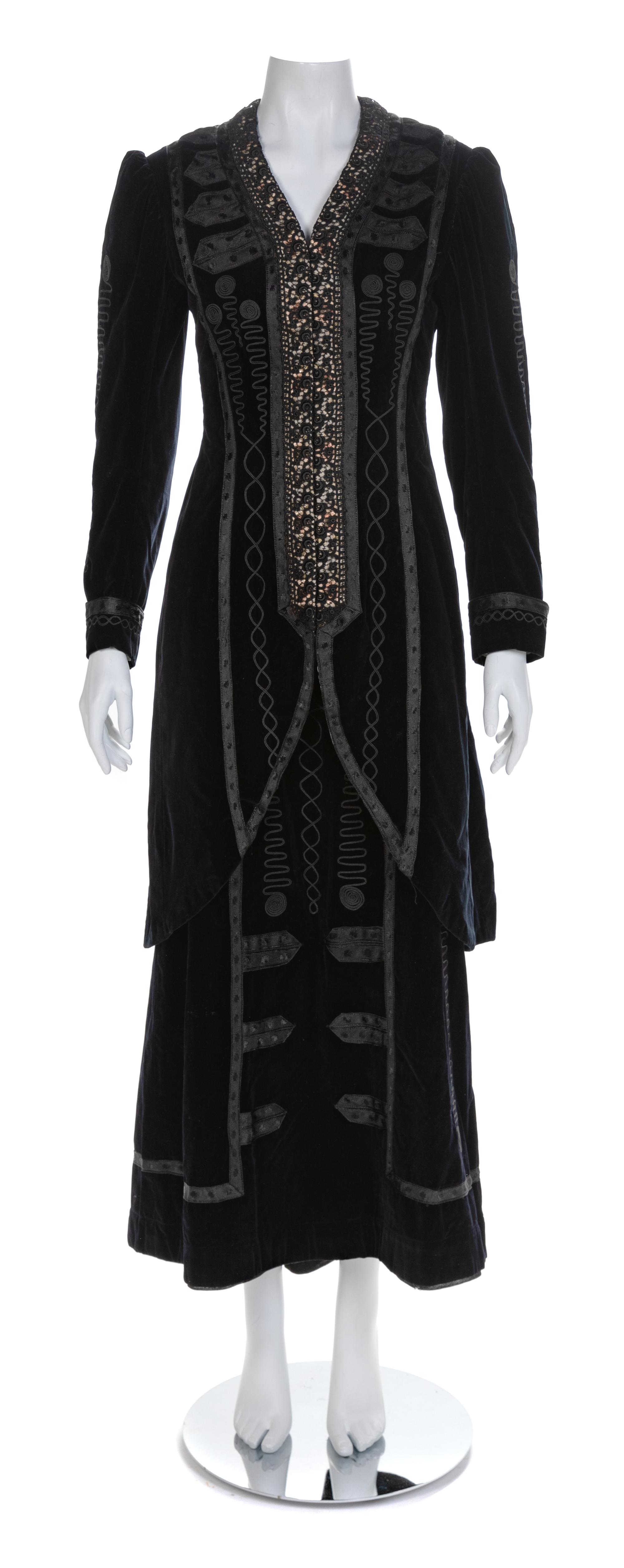 Day Suit in Midnight Blue Velvet, 1910s