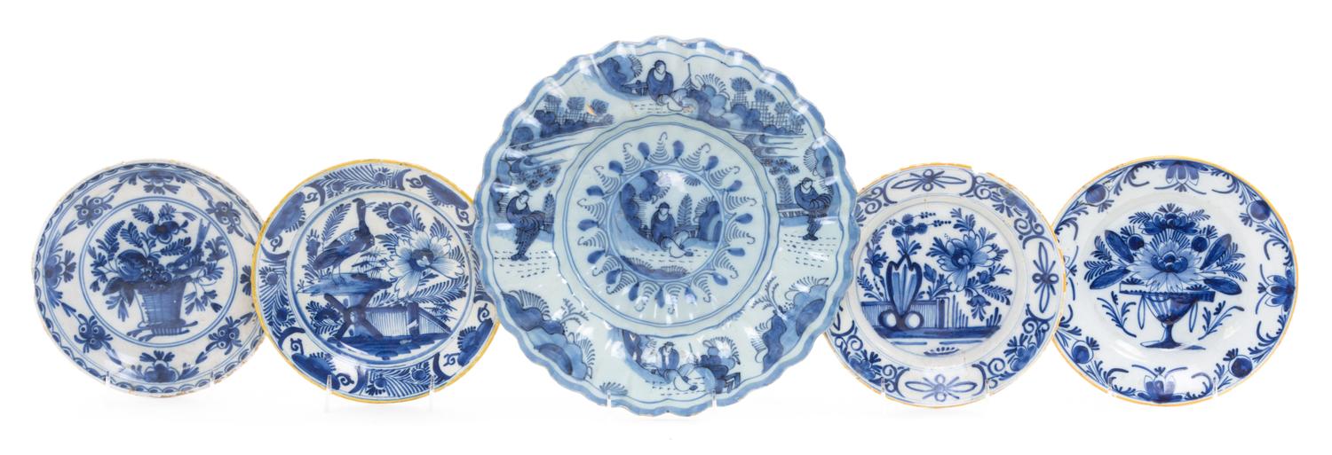 A Group of Five Delft Plates Diameter of largest 13 5/8 inches. — 18TH/19TH CENTURY
