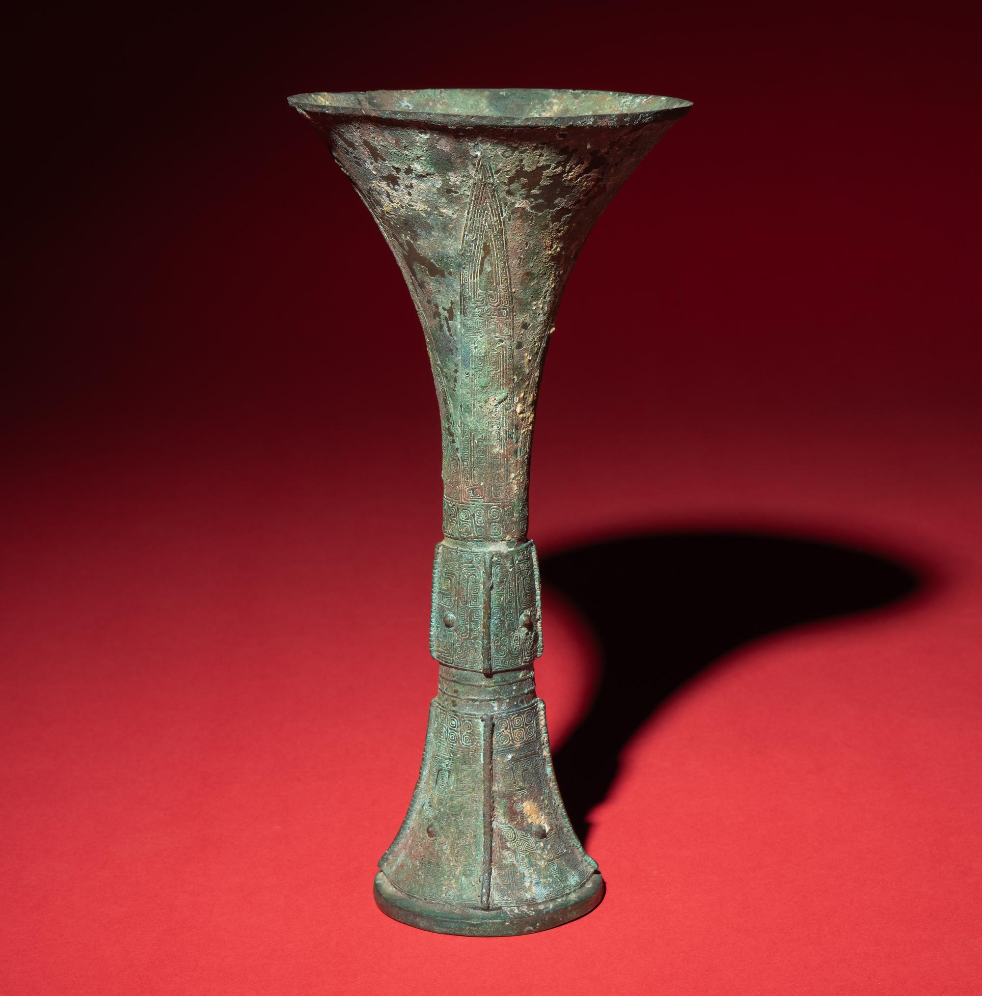 A Chinese Archaic Bronze Gu Vessel, Shang Dynasty — 商 青銅觚
