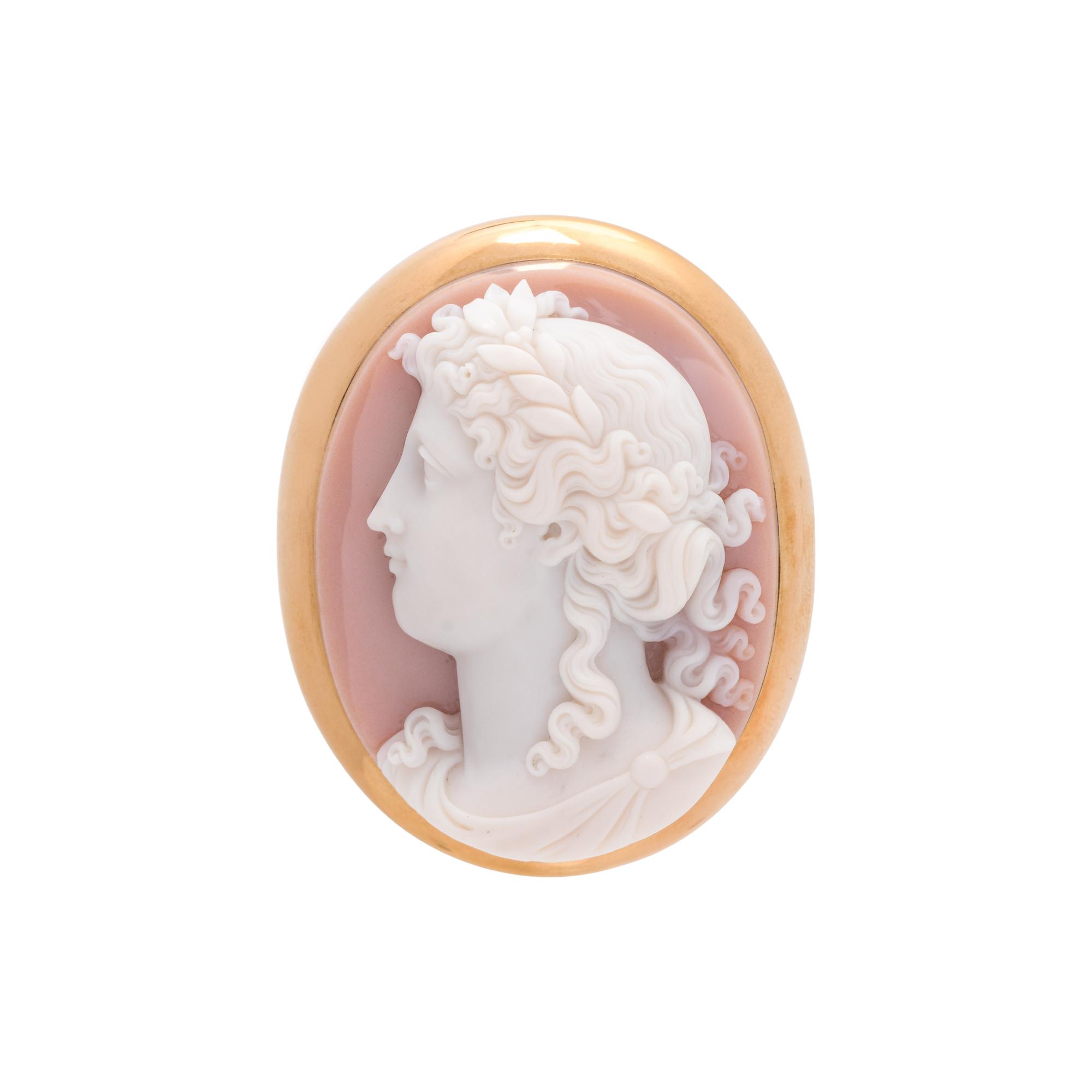 FRENCH, ANTIQUE, AGATE CAMEO BROOCH