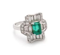 EMERALD AND DIAMOND RING