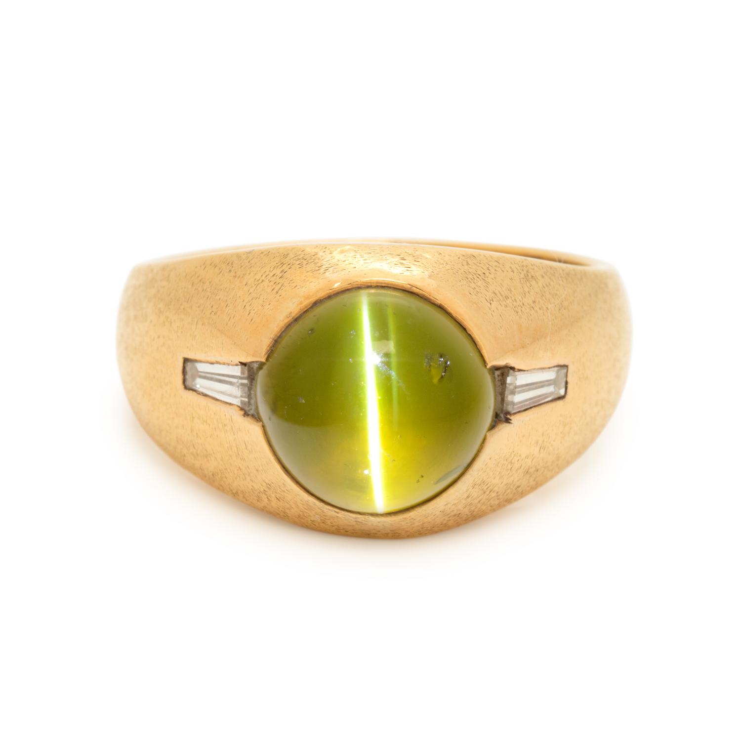 CAT'S EYE CHRYSOBERYL AND DIAMOND RING