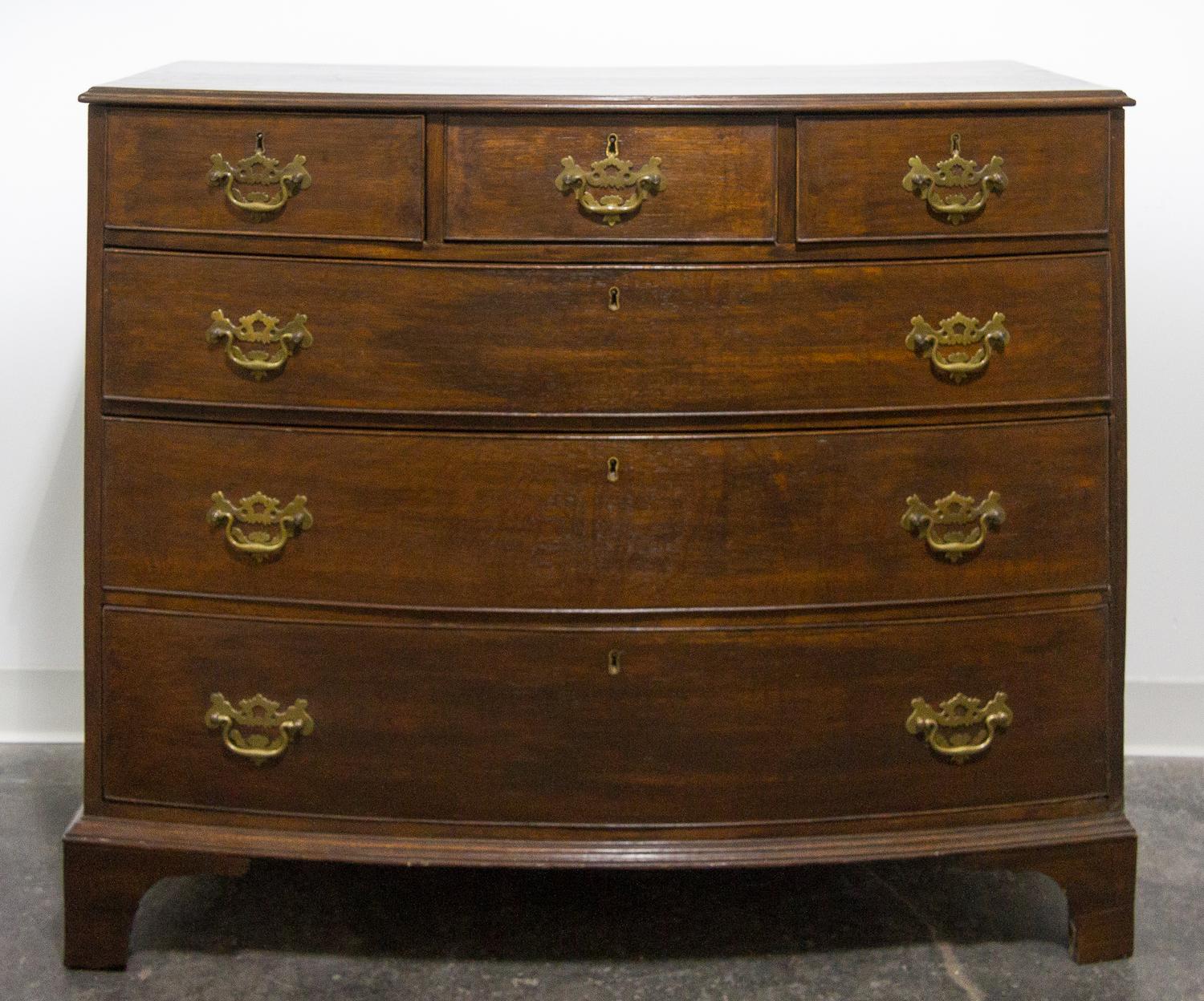 An English Oak Chest of Drawers Height 37 x width 45 x depth 22 inches. — 19TH CENTURY