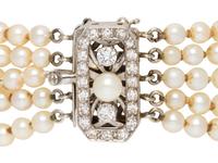 CULTURED PEARL AND DIAMOND BRACELET