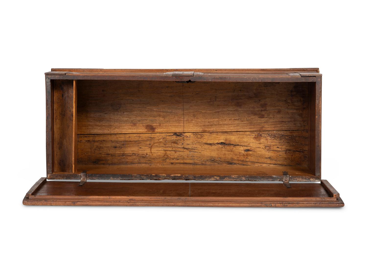 A Poplar and Pine Hummingbird-Inlaid Blanket Chest