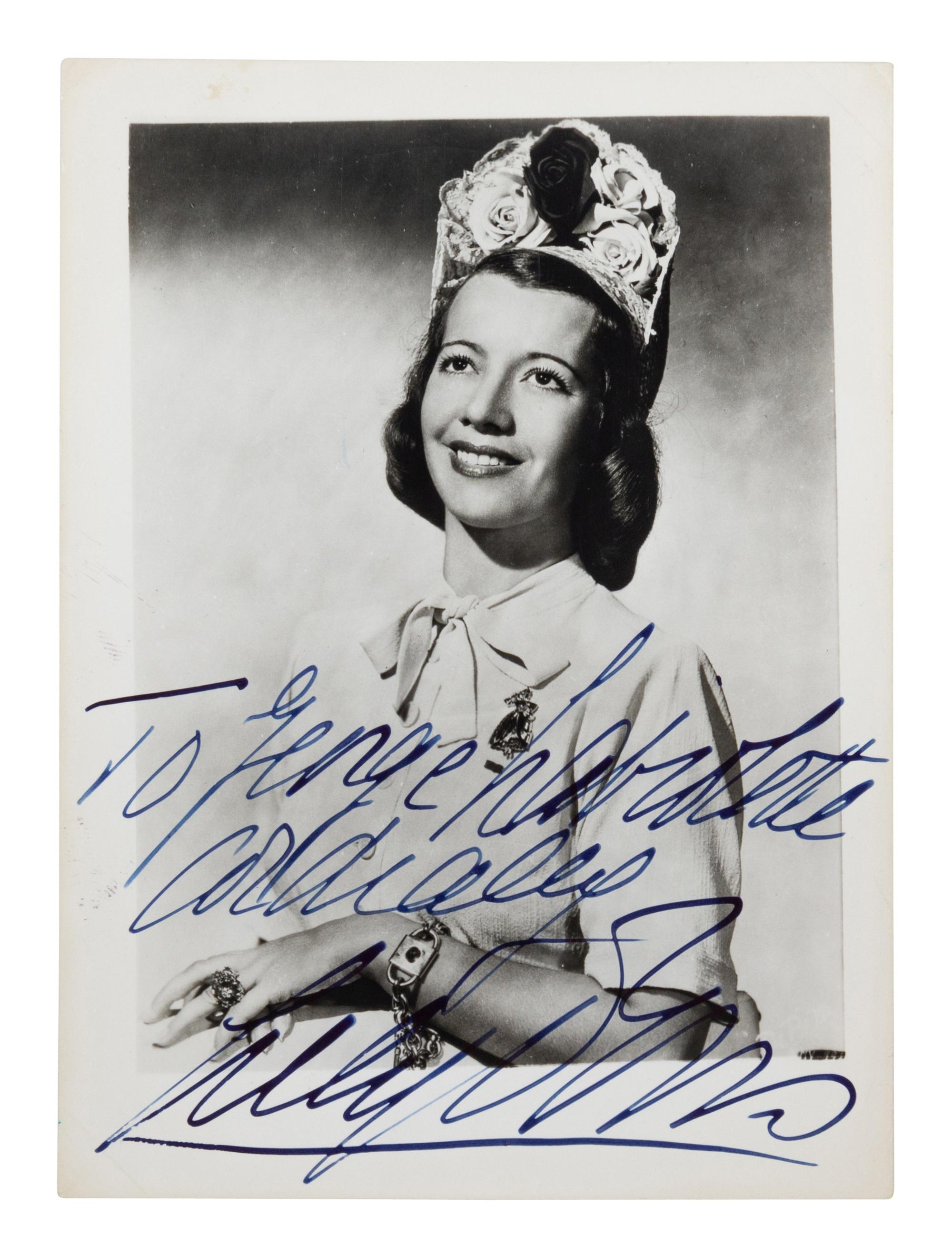 [20TH-CENTURY OPERA SINGERS]. A group of 6 photographs of opera singers from the 1940s, most signed, comprising images of:
