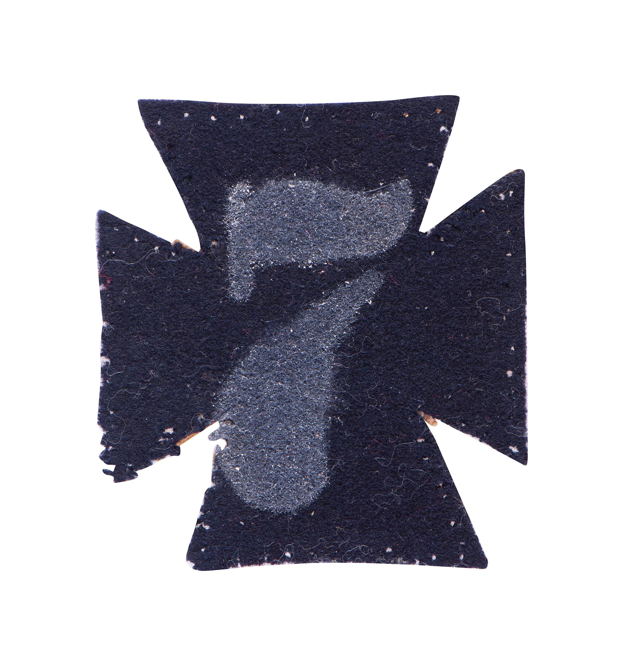 3rd Division, V Corps badge with stenciled regimental number "7."