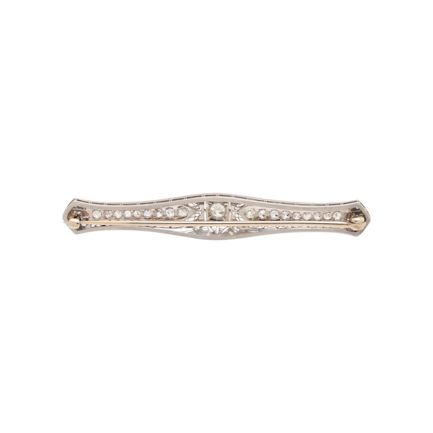 ART DECO, DIAMOND BAR BROOCH