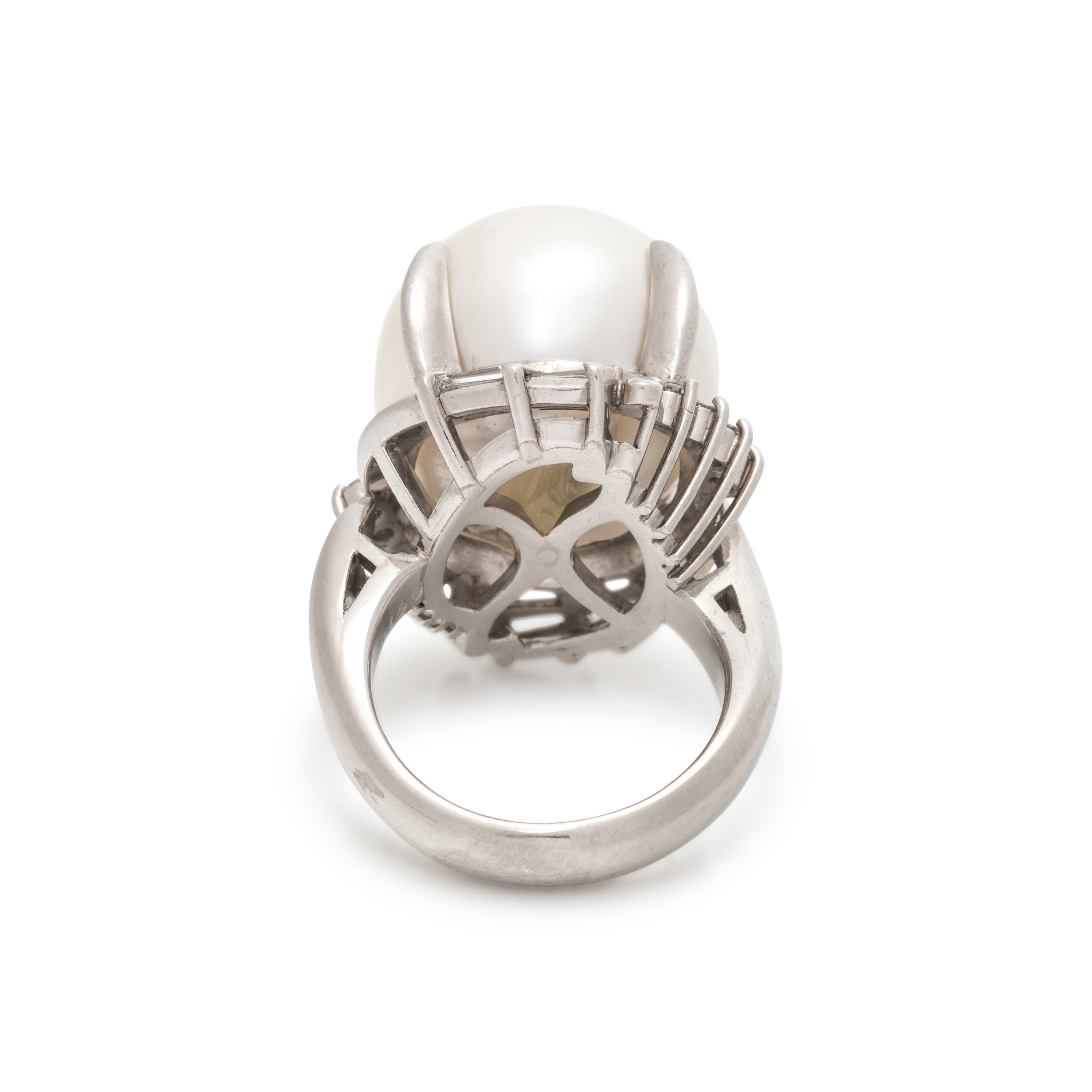 CULTURED SOUTH SEA PEARL AND DIAMOND RING