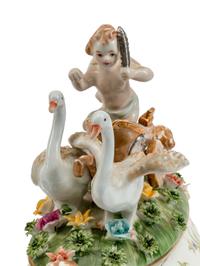 A Pair of Italian Porcelain Sauce Tureens and Covers