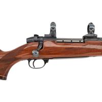 * Weatherby Mark V Deluxe Rifle