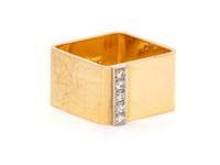 A 14 Karat Yellow Gold and Diamond Ring,