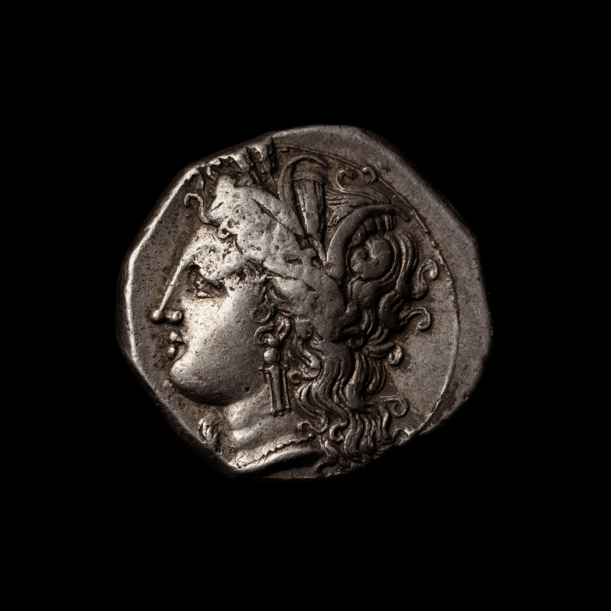 [ANCIENTS] LUCANIA. Metapontum (c. 330-300 BC). Ar Stater. (8.0 g, 21mm).