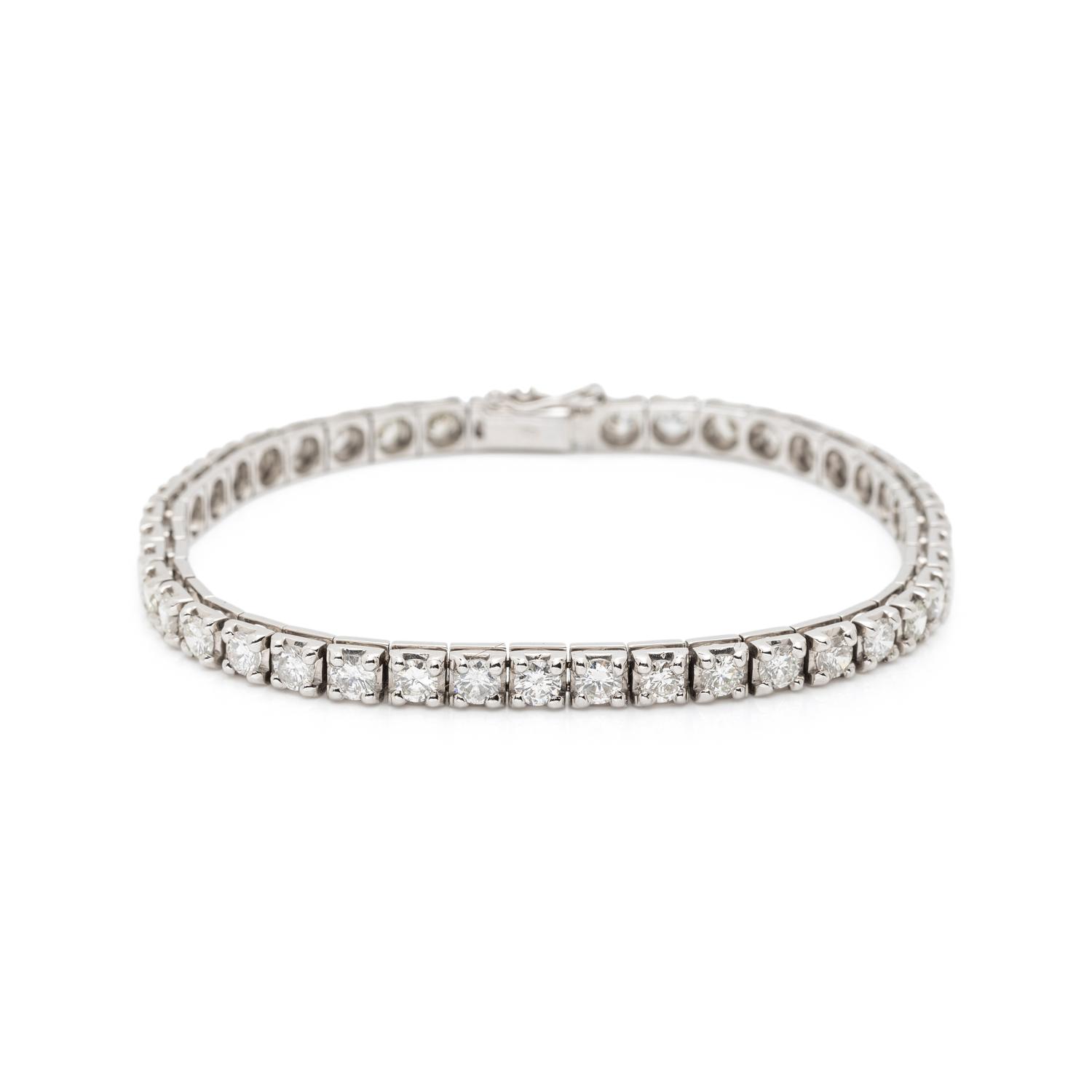 FRENCH, DIAMOND LINE BRACELET