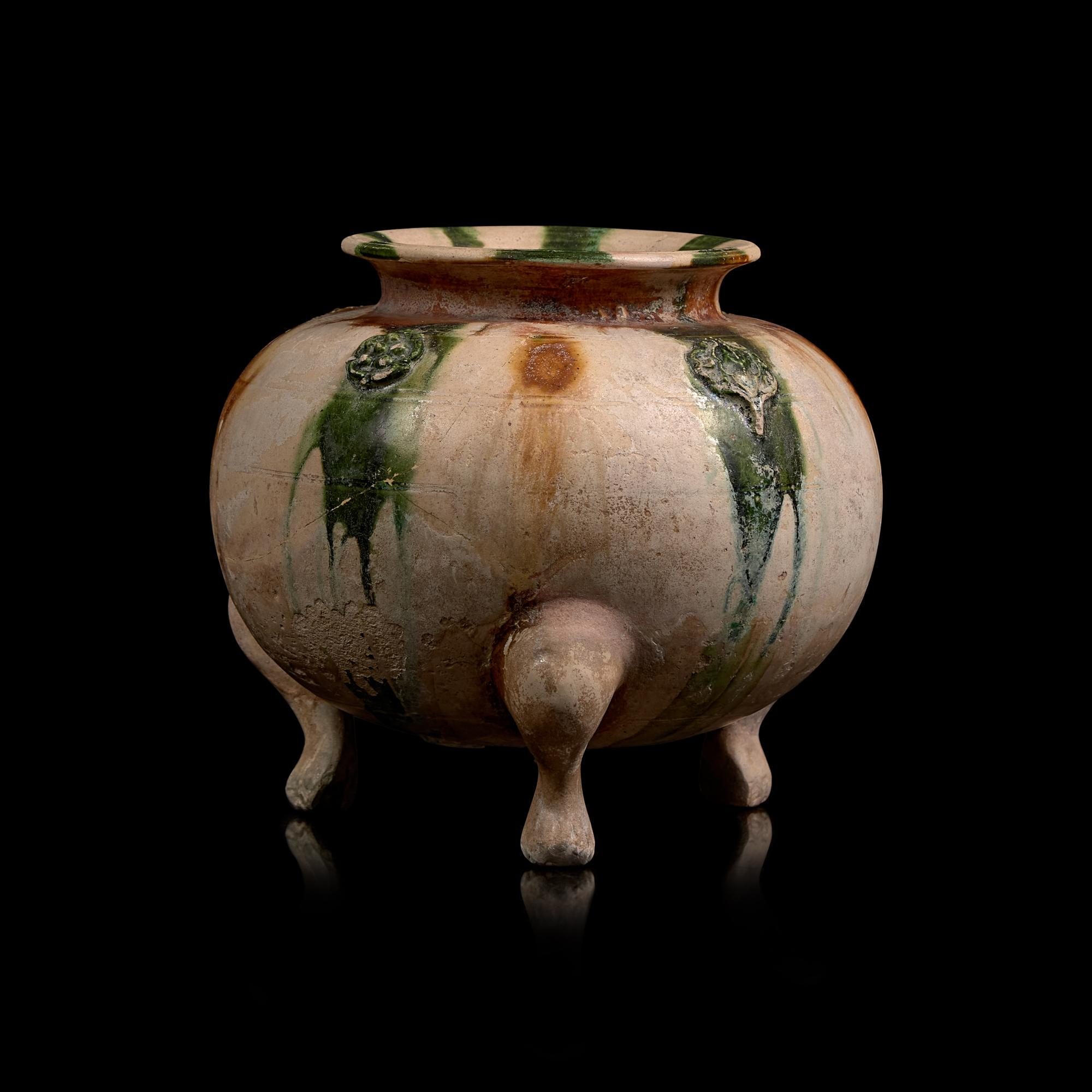 A Chinese Sancai Glazed Tripod Censer, Tang Dynasty 唐 三彩貼塑三足罐