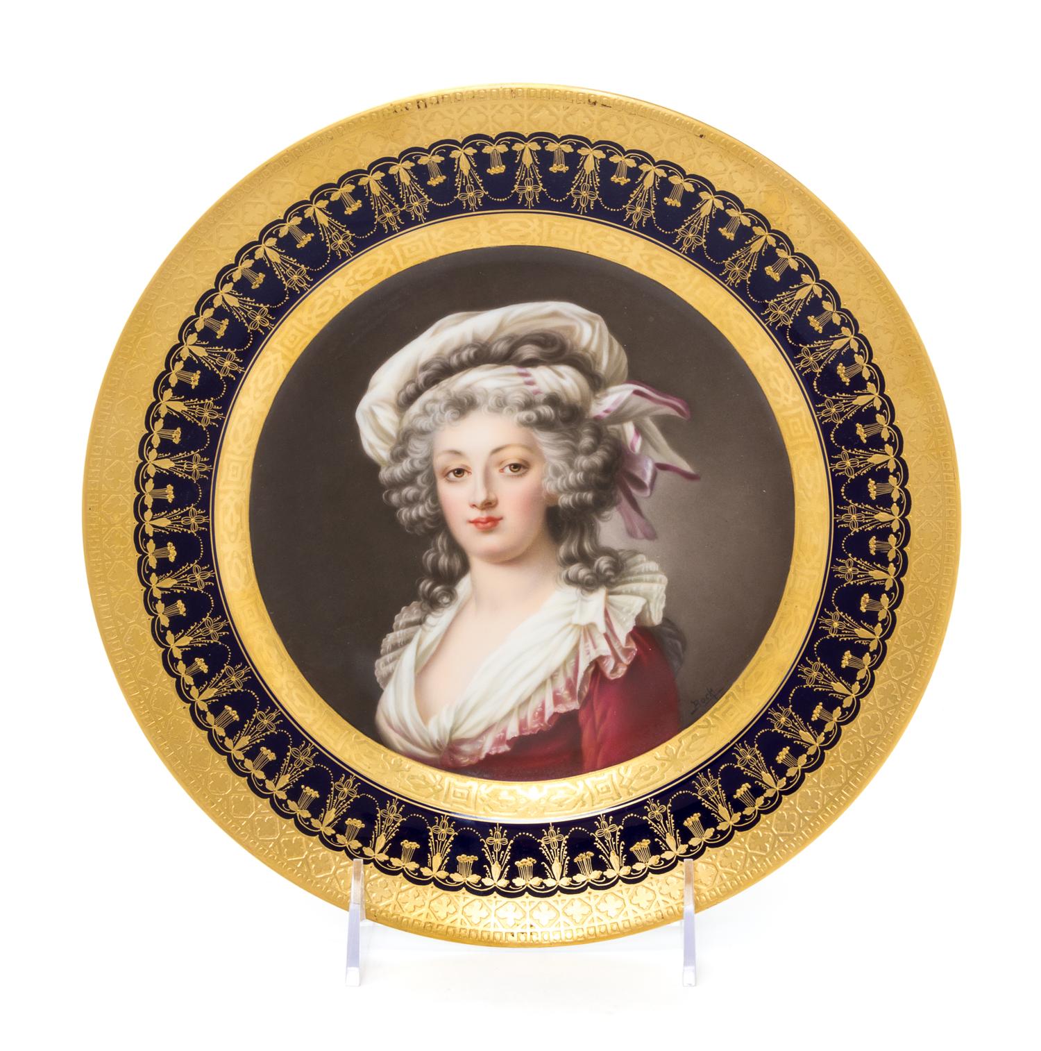 A Vienna Porcelain Cabinet Plate Diameter 9 1/2 inches.
