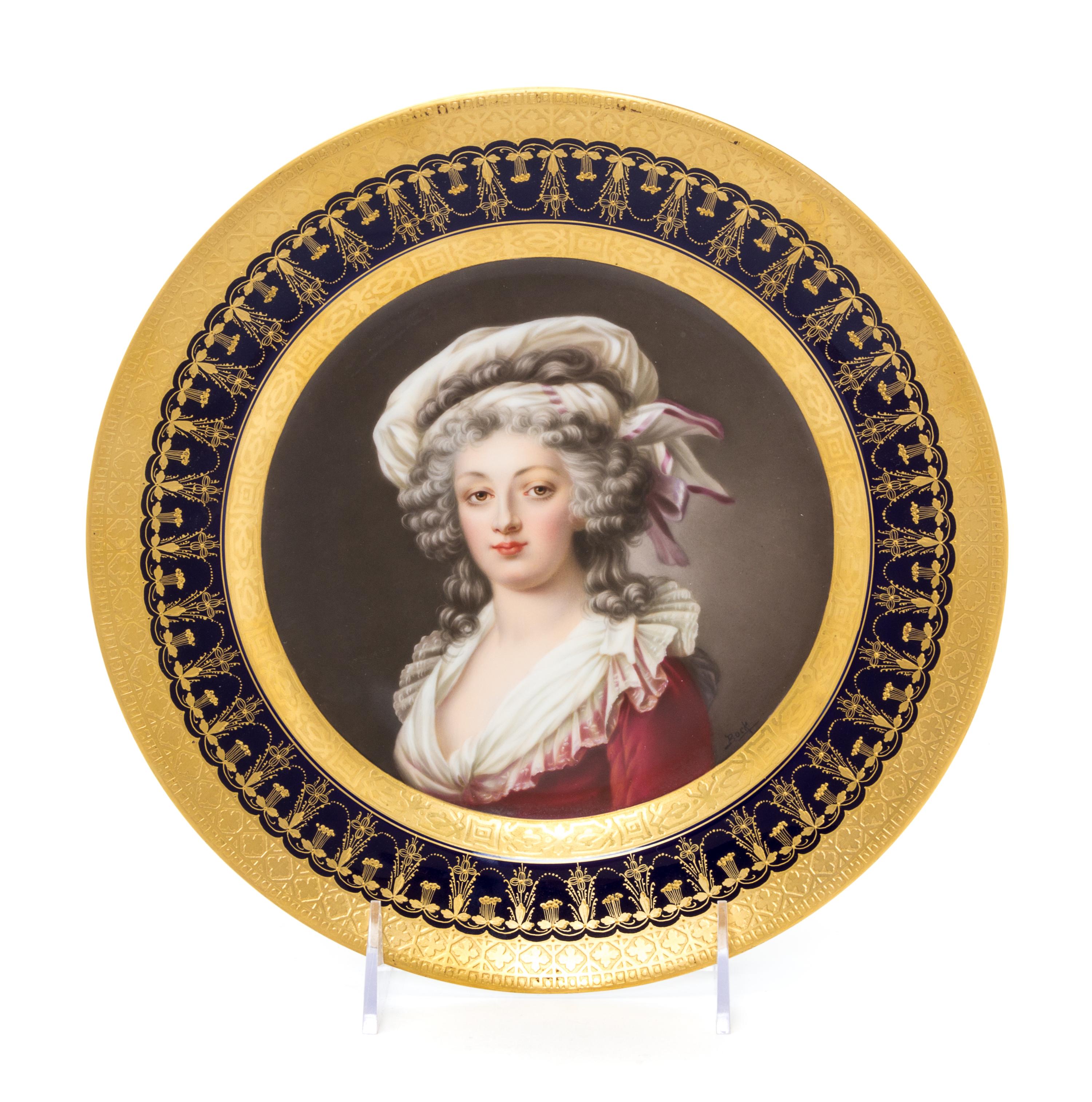 A Vienna Porcelain Cabinet Plate Diameter 9 1/2 inches.