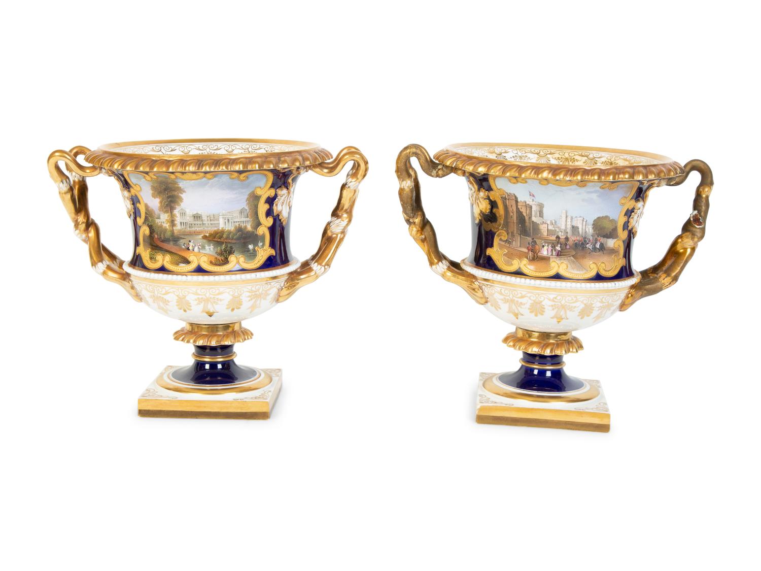 A Pair of Chamberlain Worcester Cache Pots Depicting Buckingham Palace and Windsor Castle — EARLY 19TH CENTURY