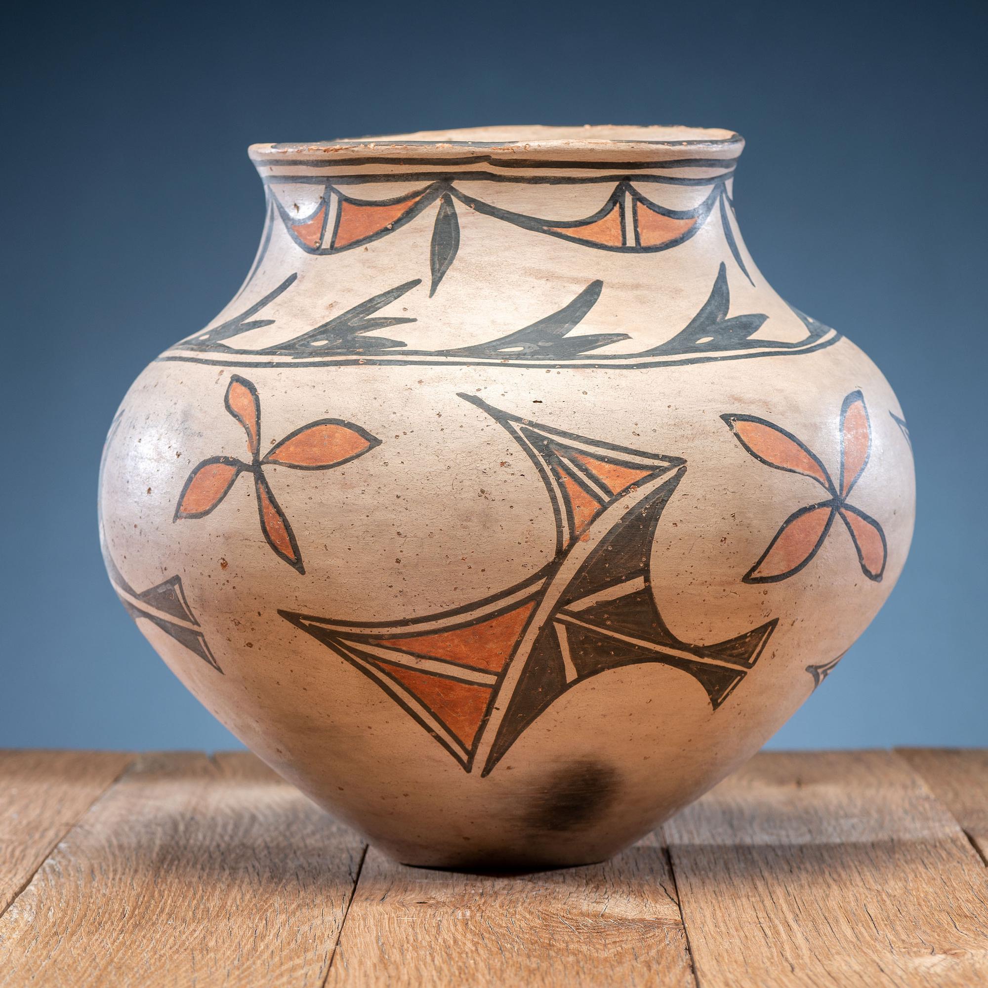 San Ildefonso Polychrome Pottery Olla