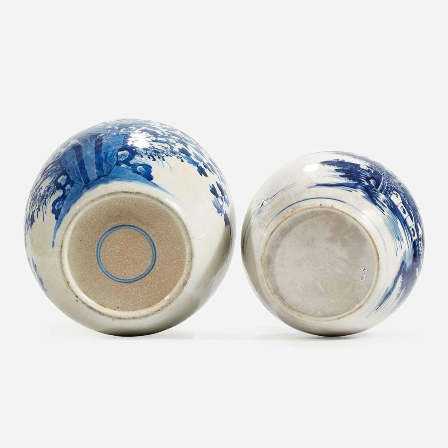 Two Chinese blue and white porcelain "ginger" jars Qing dynasty
