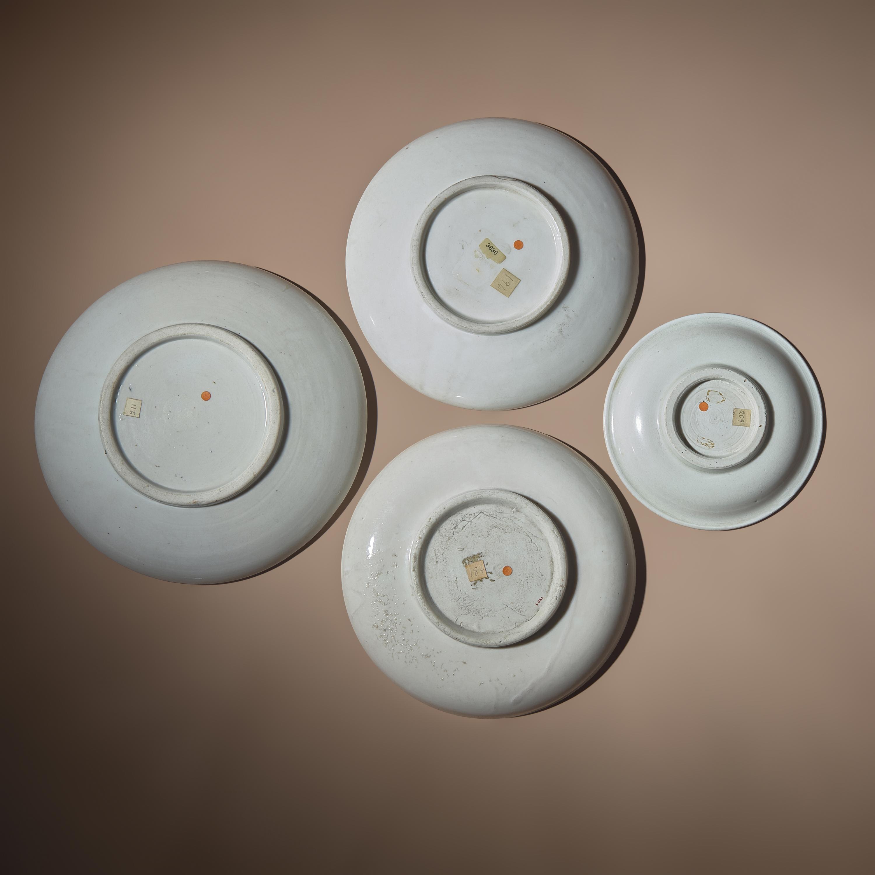 Four Chinese Blanc-de-Chine Porcelain Plates, 17th-Early 18th Century — 清早期 德化白瓷盤四件