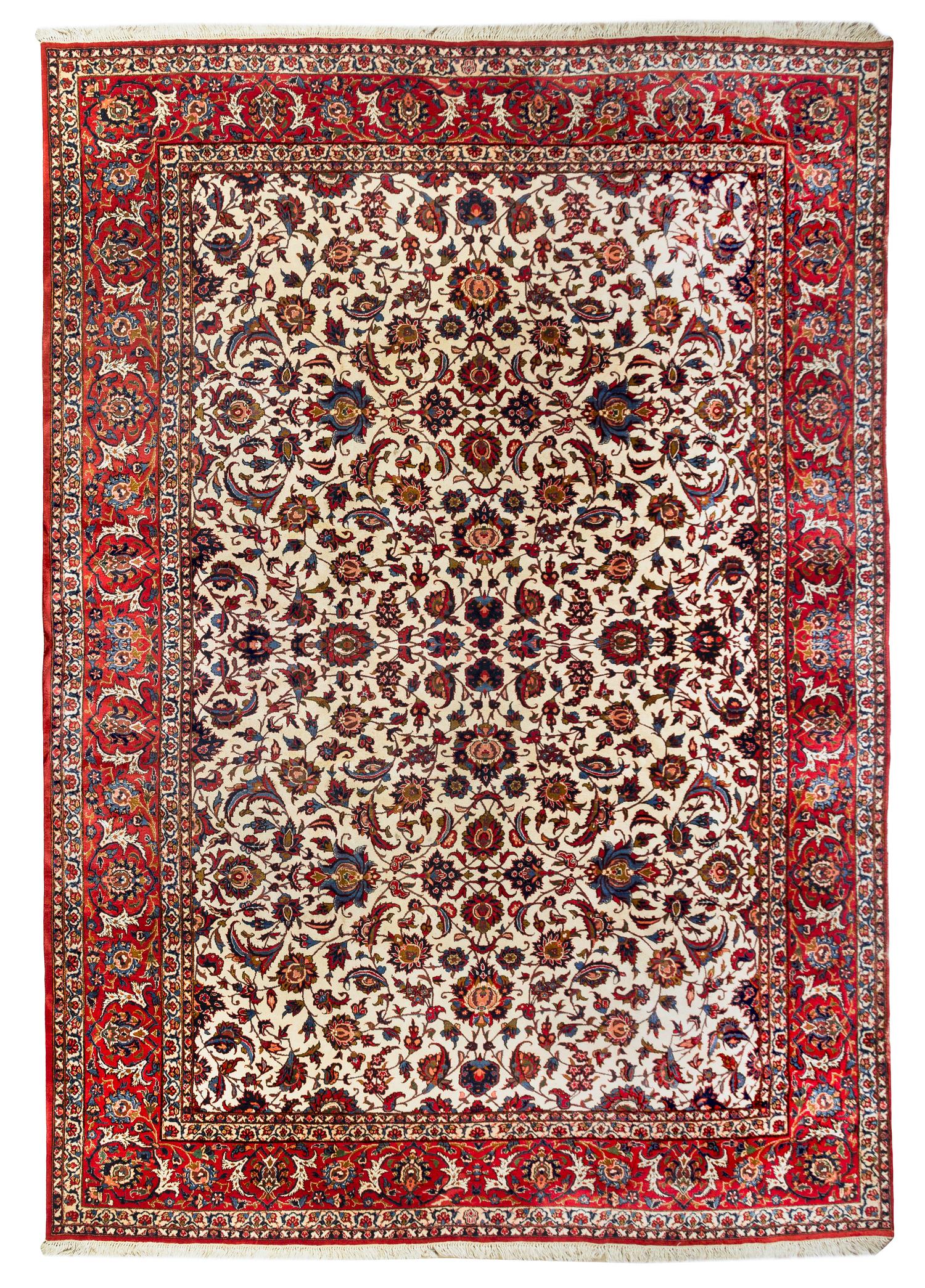 An Isfahan Wool Rug 13 feet 4 inches x 10 feet 7 inches. — 20TH CENTURY