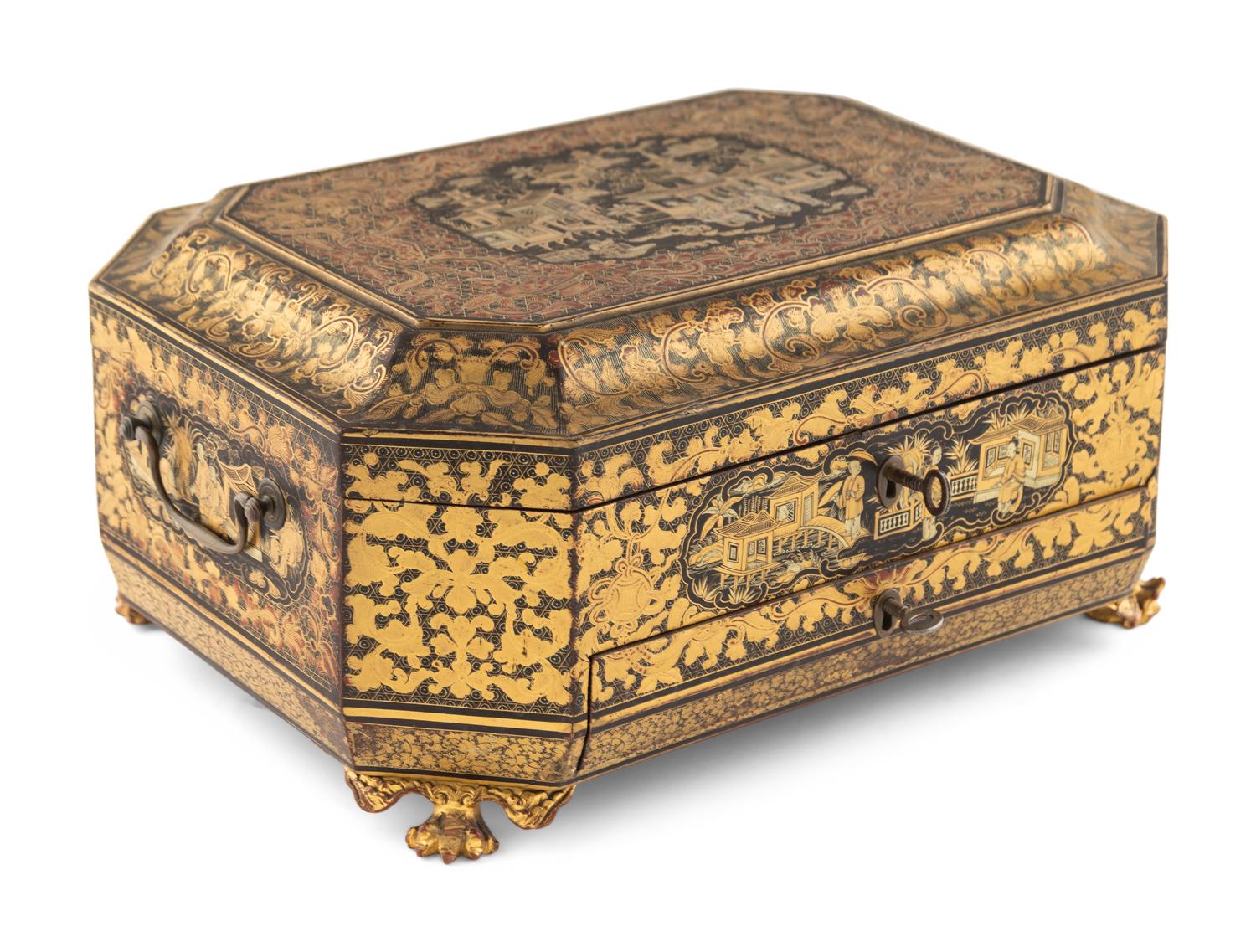 A Chinese Export Lacquer Box