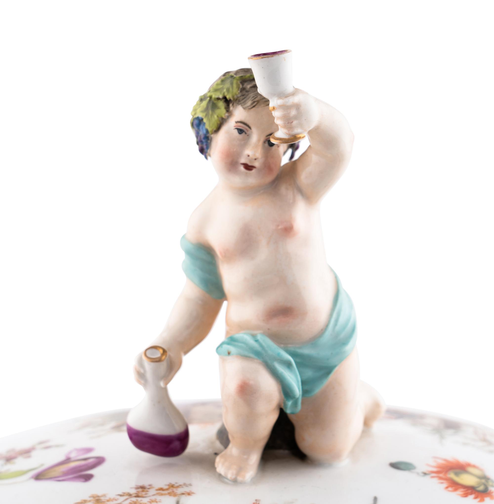 A Berlin (K.P.M.) Porcelain Covered Tureen