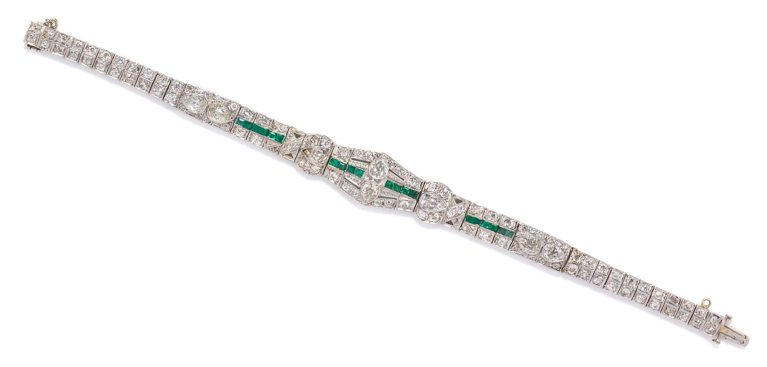 An Art Deco Platinum, Diamond and Emerald Bracelet, 14.00 dwts.