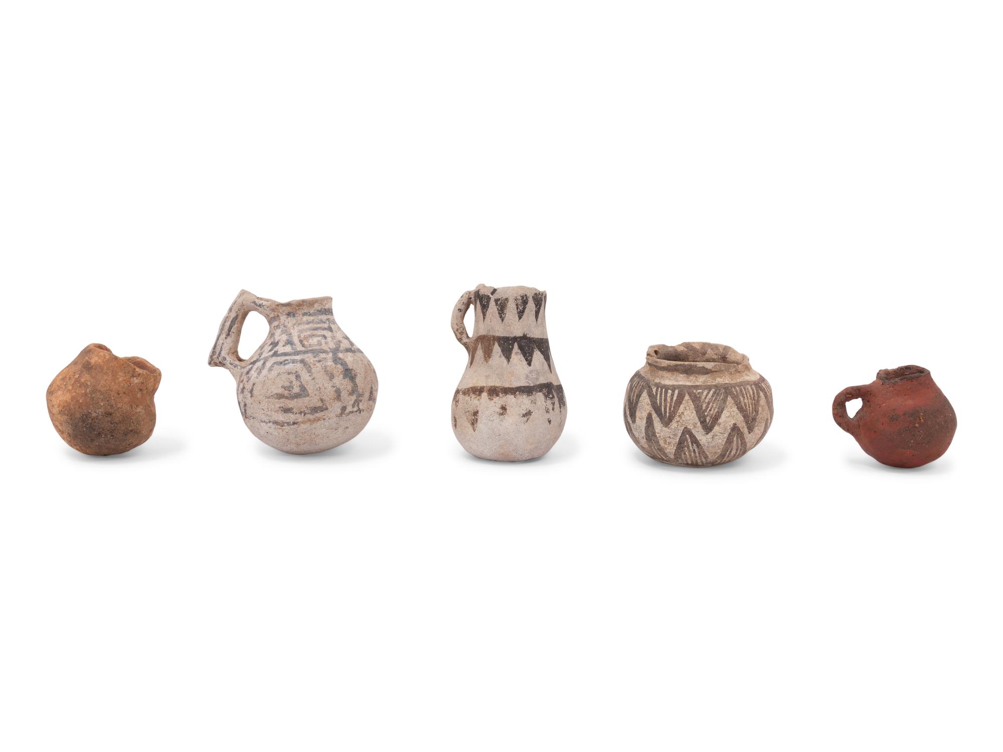 Anasazi Black-on-White Pottery, Miniature