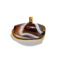 A Western Asiatic Gold and Agate Bead Pendant