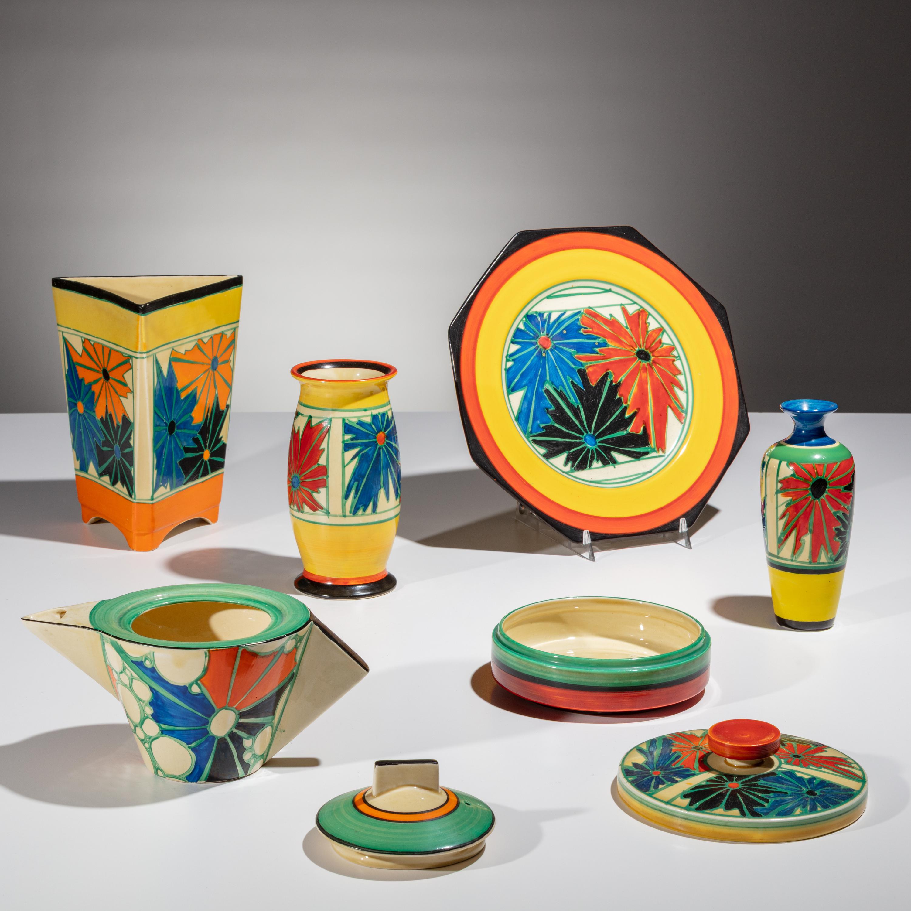 Clarice Cliff (English, 1899–1972) — Umbrellas pattern, Collection of 6 Pieces