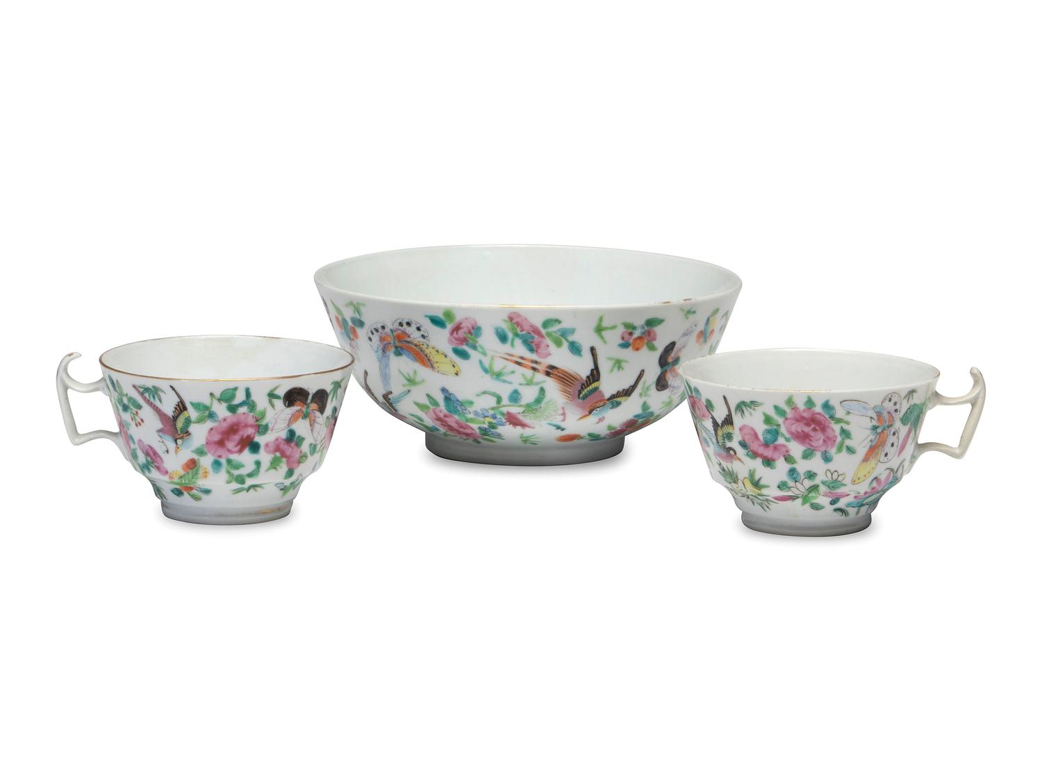 Nine Chinese Export Porcelain Famille Rose and Rose Medallion Articles