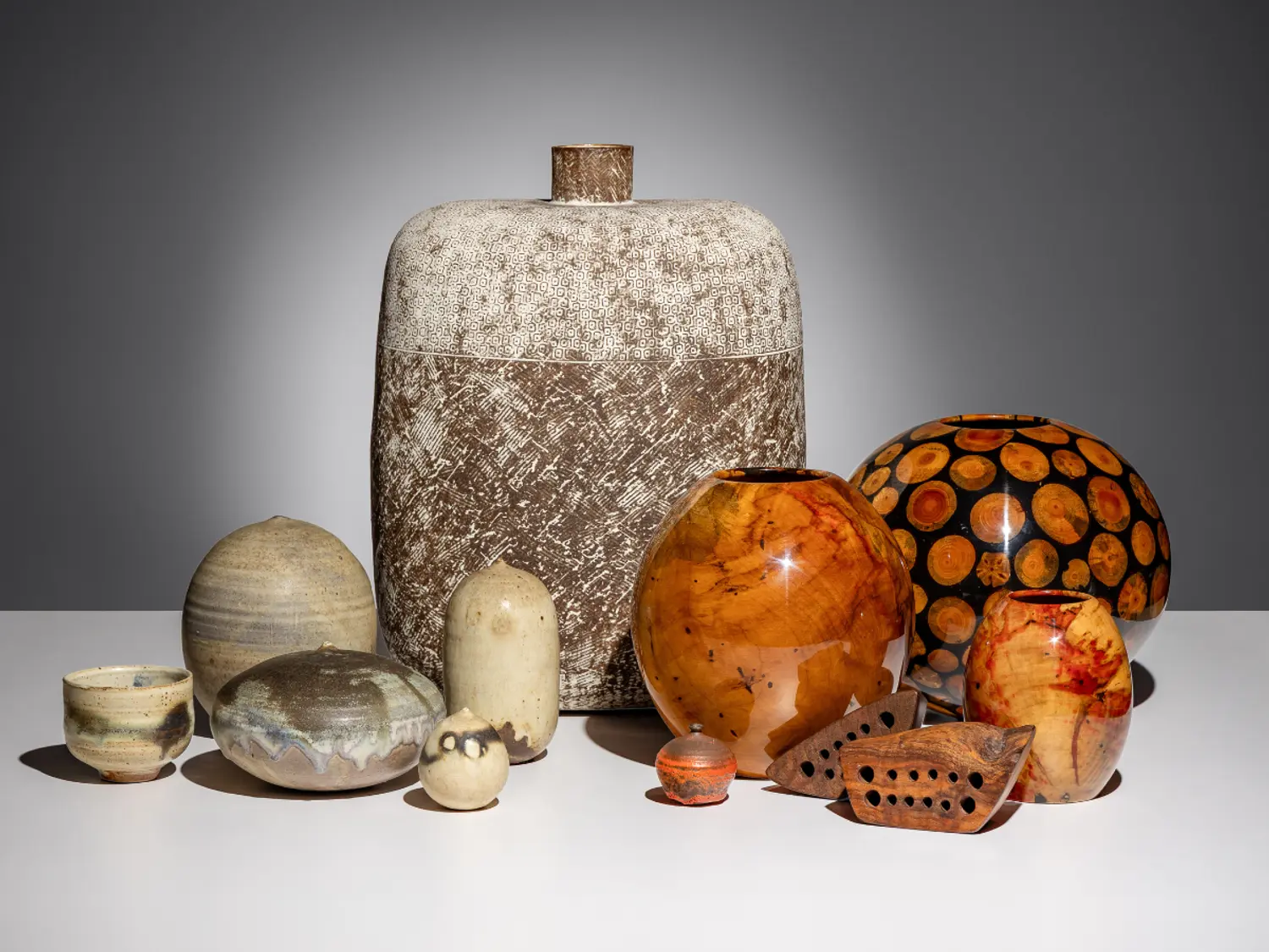 【希少・絶版】Casa Moderna: Half a Century of Modern and Early 20th Century Design | Freeman's