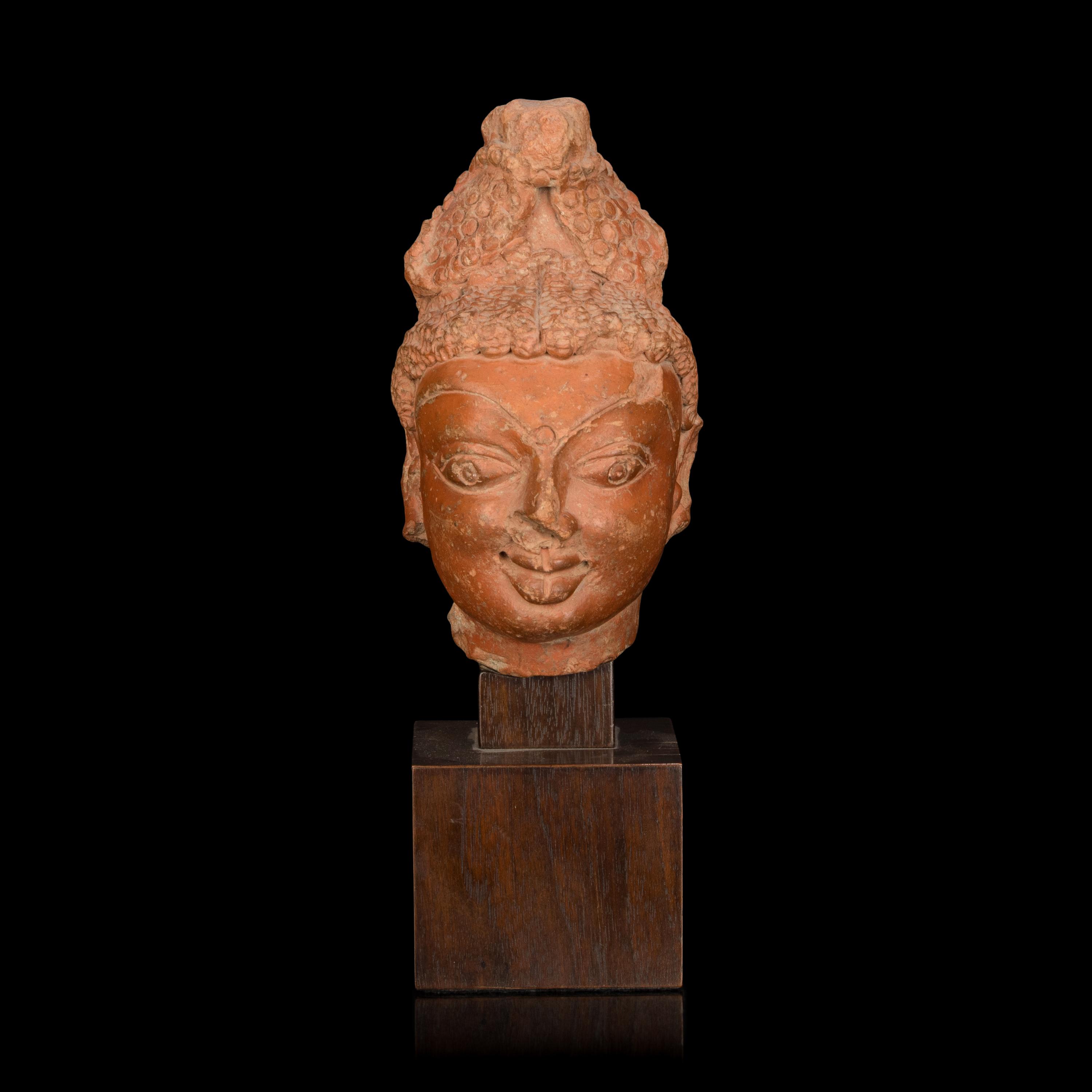 A Gupta Terracotta Head, Achichhatra, Uttar Pradesh, 5th-6th Century 五-六世紀 印度北方邦紅陶頭像