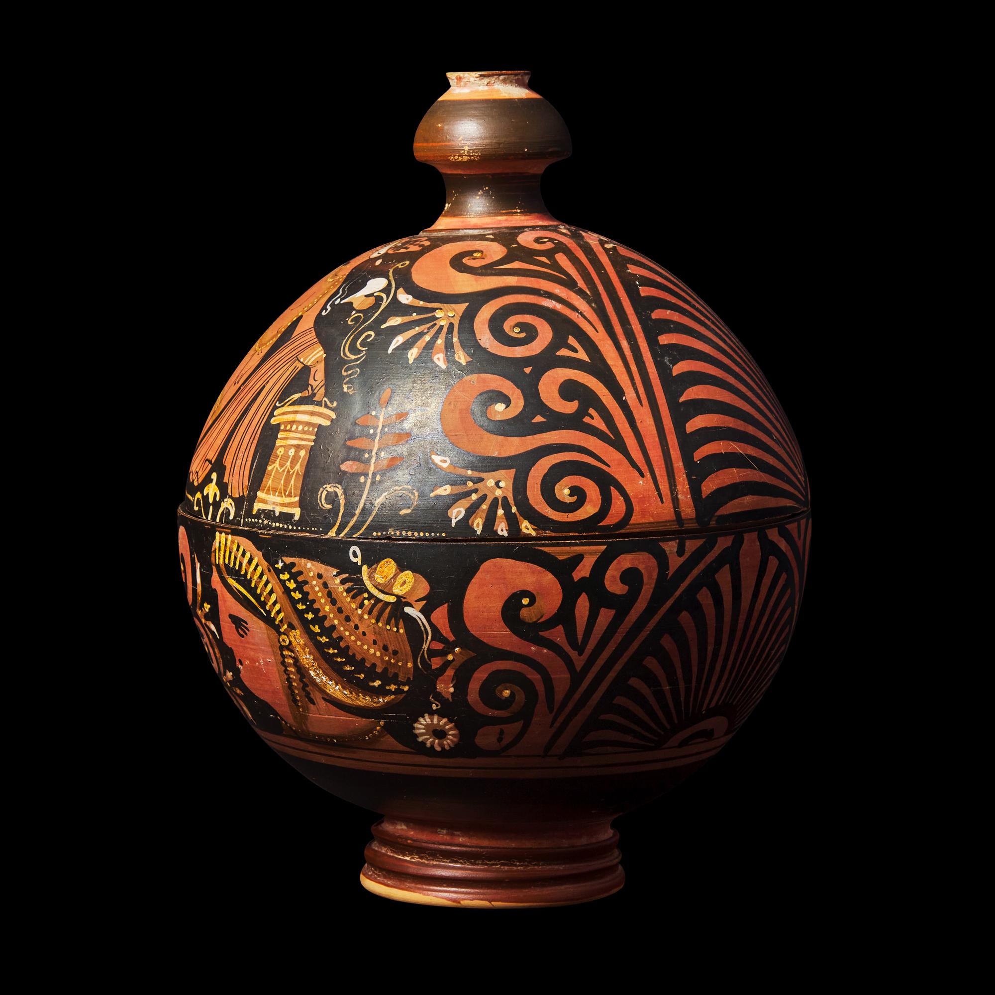 An Apulian Red-figured Globular Lidded Pyxis