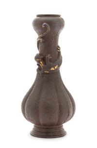 A Chinese Parcel Gilt Iron Garlic Head Vase 19TH CENTURY Height 7 x width 3 1/4 inches. — 19TH CENTURY