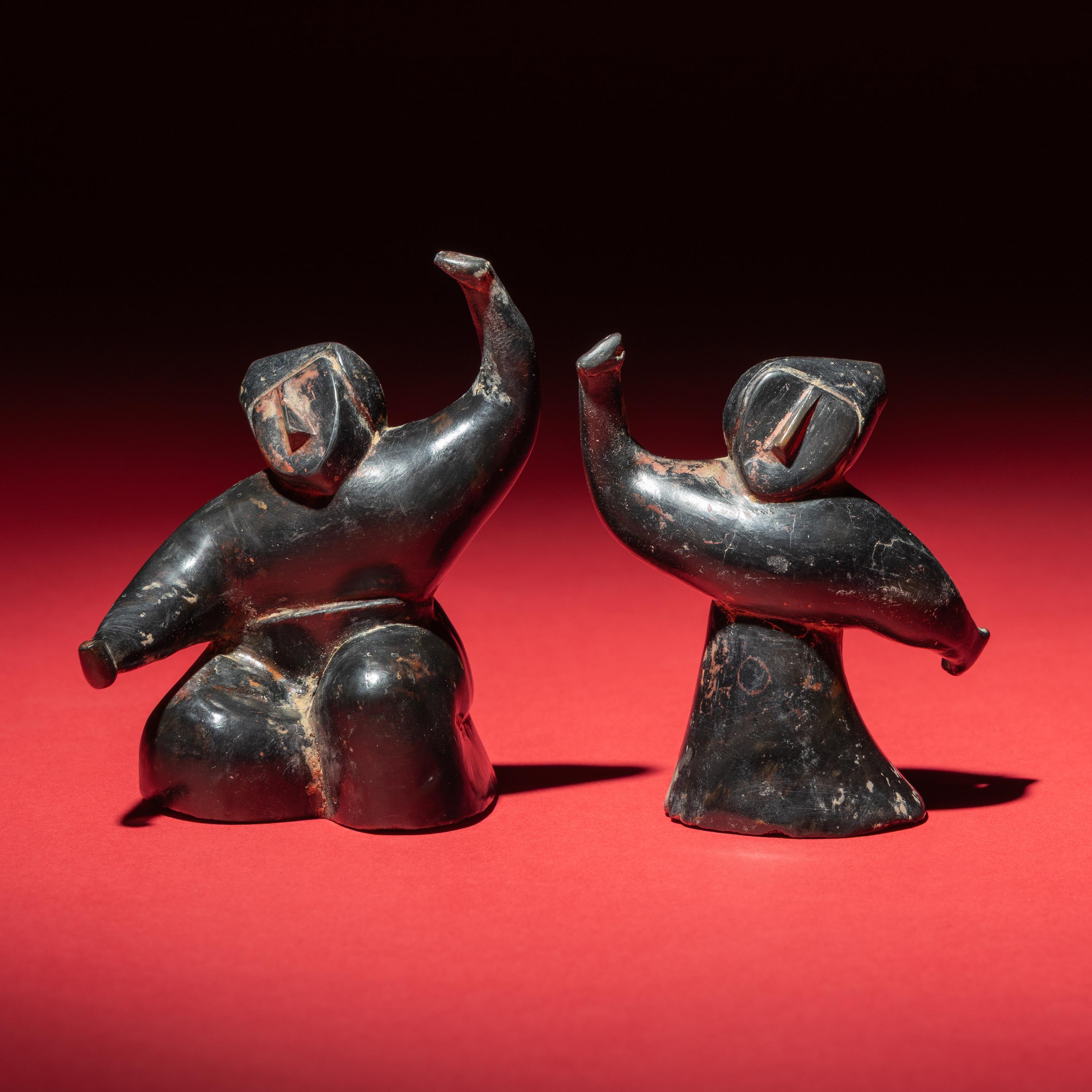 Two Chinese Black and Red Lacquered Pottery 'Dancing Figures', Warring States or Later — 戰國或以後 黑陶朱漆舞俑两只